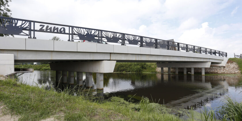 Vervangen brug Zuna